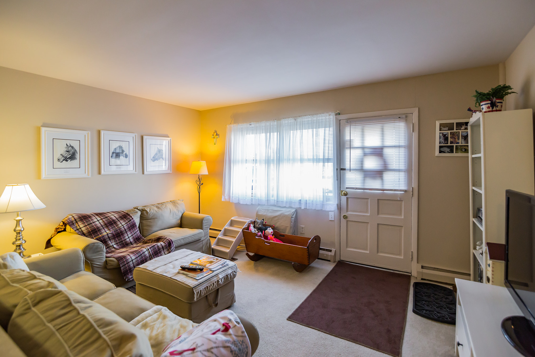 499 W. Lancaster Ave., A05